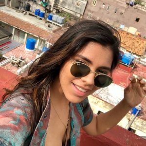 Meet your Posher, Sachi